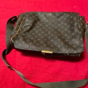 Louis Vuitton messenger bag vintage